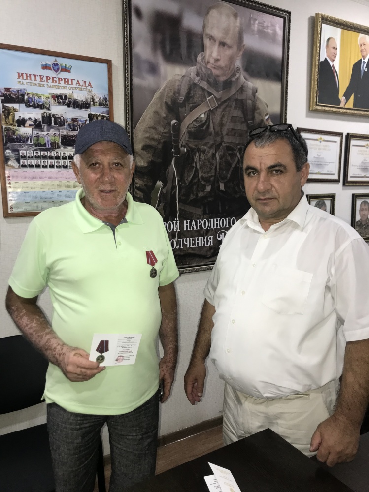 Награждён медалью Алиев Юсуп Серажутинович